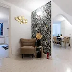 Navona Open Space Apartments