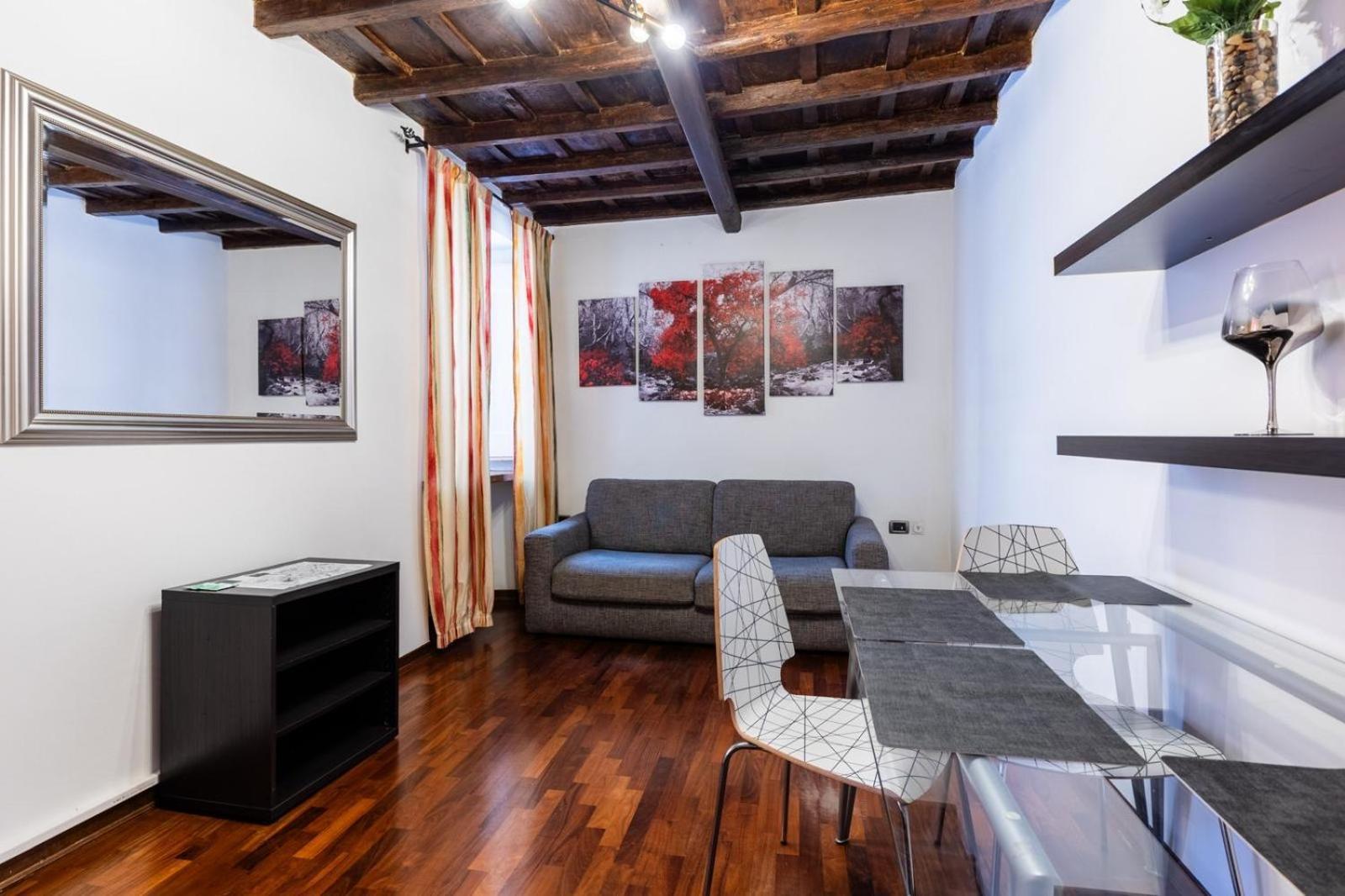 Navona Open Space Apartahotel 4*