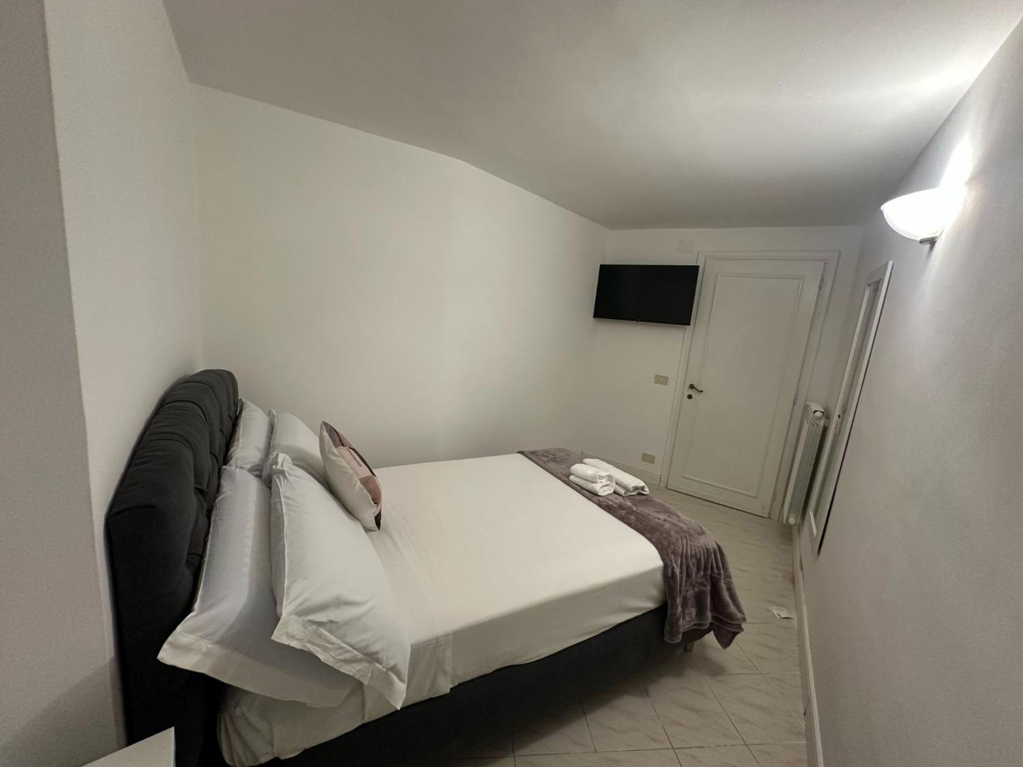 Apartahotel Navona Open Space 4*
